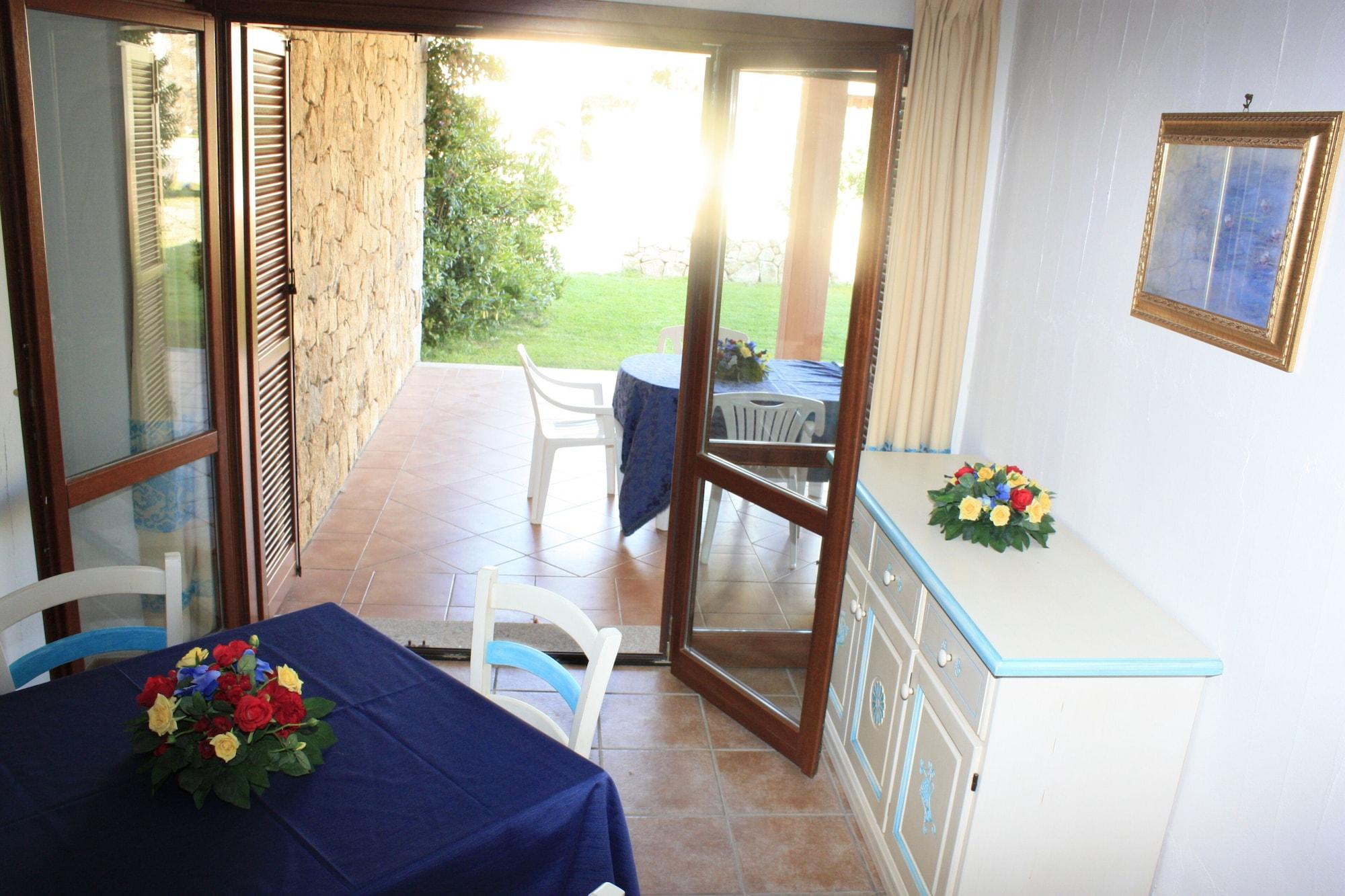 Le Corti Di Marinella Aparthotel Marinella  Ngoại thất bức ảnh